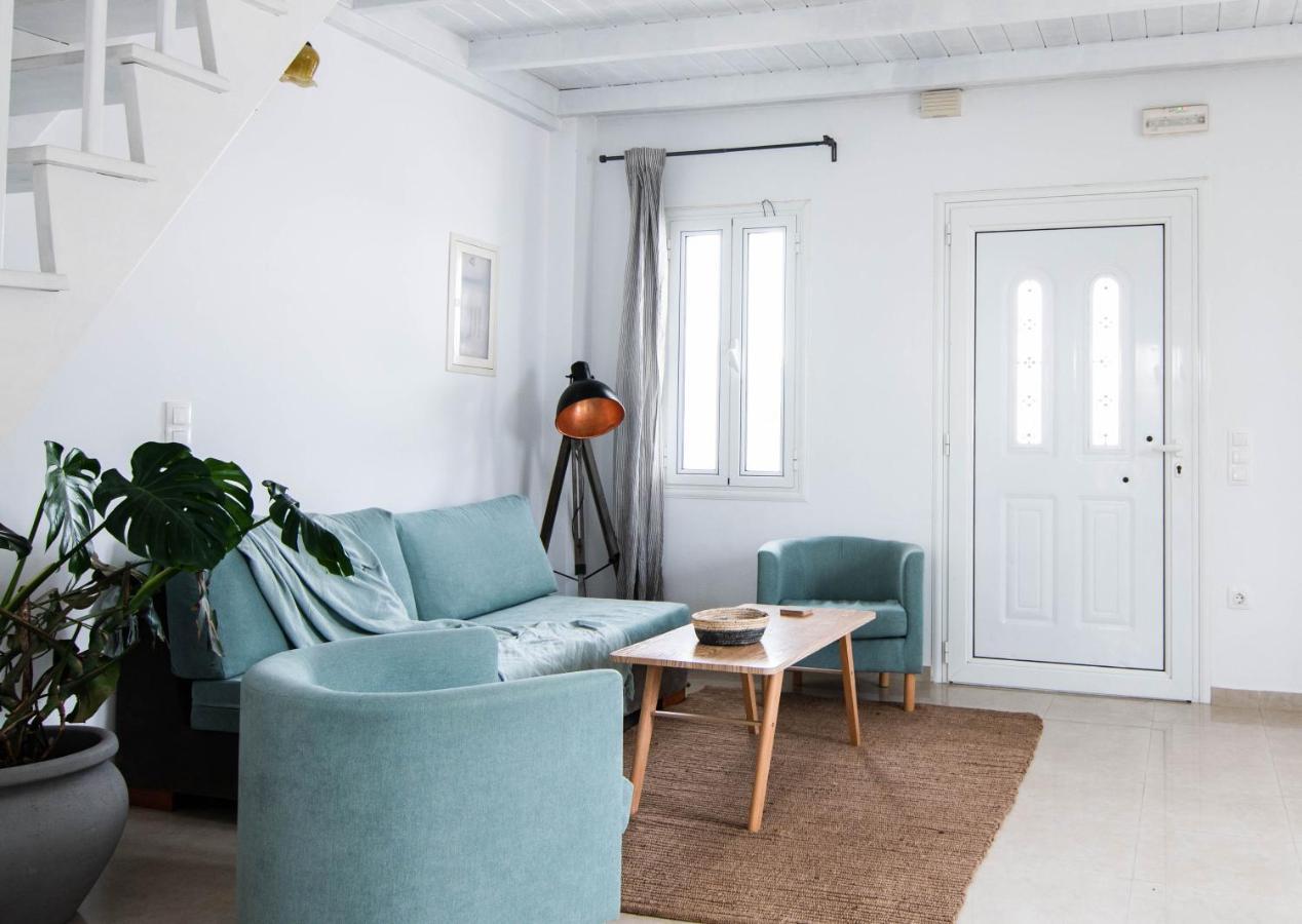 White Wave Villa, 3Min Walk From Beach Kamari  Exterior photo