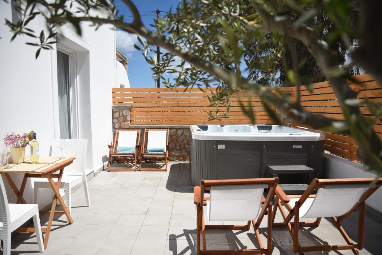 White Wave Villa, 3Min Walk From Beach Kamari  Exterior photo